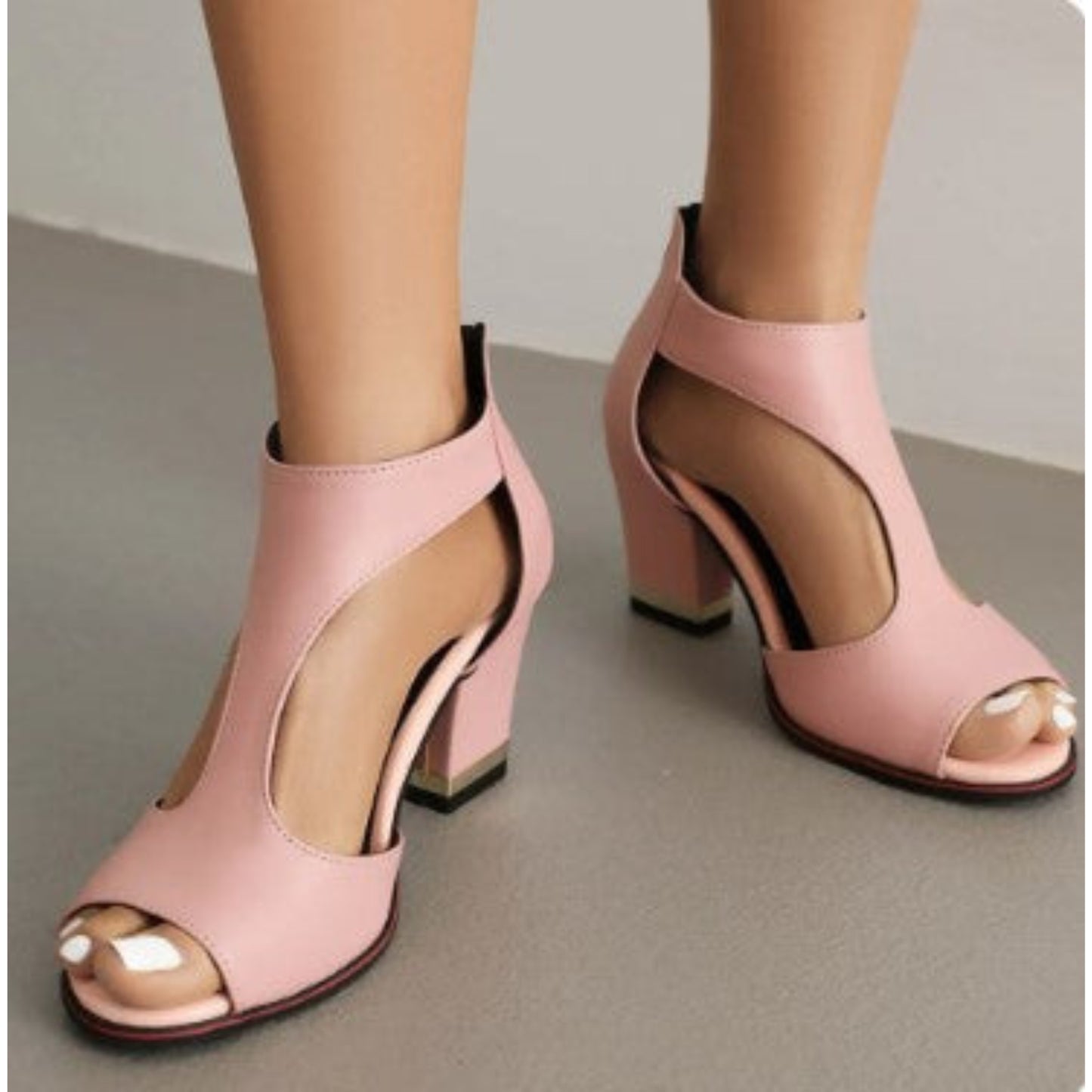 Sandales orthopédiques à talons en cuir